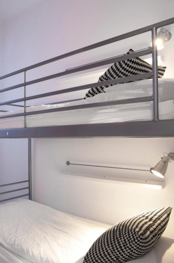 Woohoo Hostal Madrid Bagian luar foto